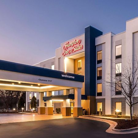 Hampton Inn & Suites Wilson I-95 Extérieur photo